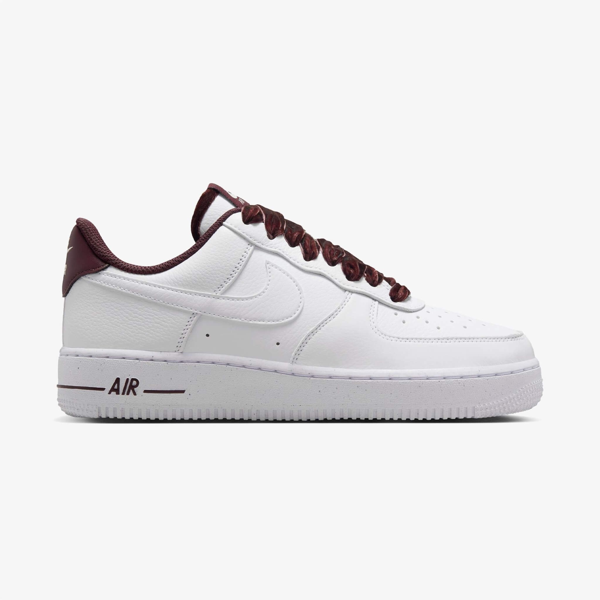 Nike Air Force 1 '07 Vintage Kadın Beyaz Spor Ayakkabı HV4403-600