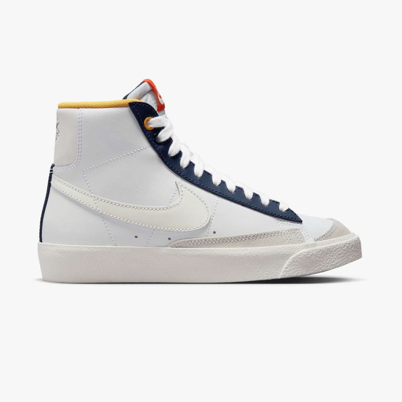 Nike Ayakkabı Beyaz Günlük Blazer Mid '77 Bg