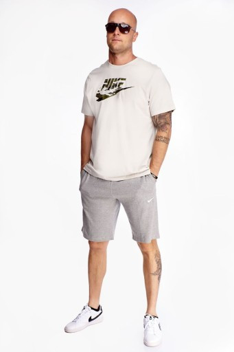 Nike Crusader Gri Şort 637768-063